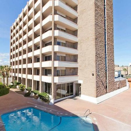 Padre South Hotel On The Beach جنوب جزيرة بادري المظهر الخارجي الصورة